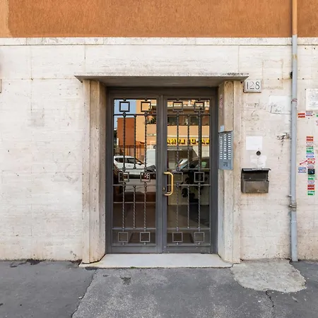 Comfortable Via Appia - B Daire